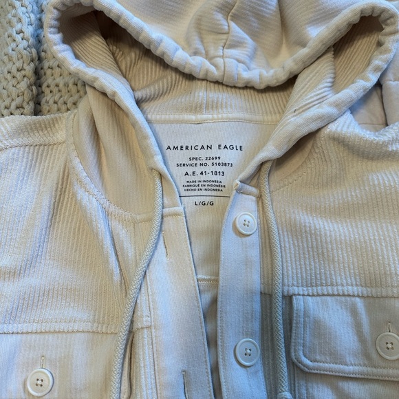 American Eagle hooded Shacket - Picture 2 of 3